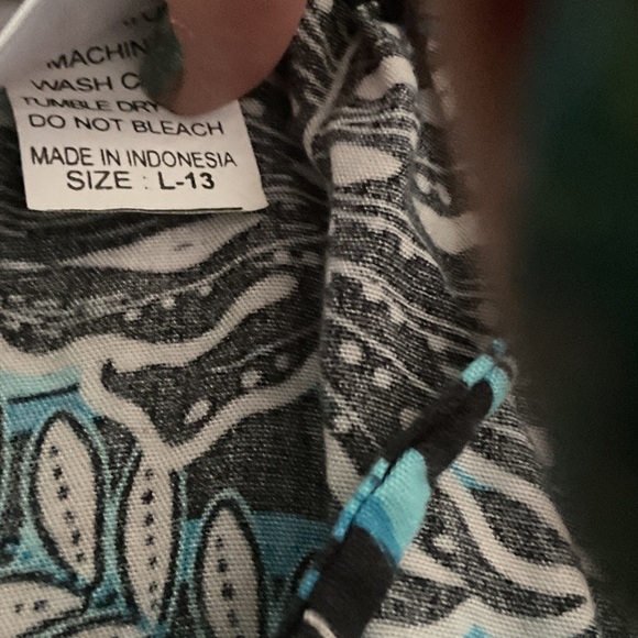 Hula Bay Leaf Print Halter top size 13 - Picture 3 of 7